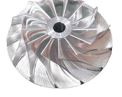Impulsor tridimensional de aluminio mecanizado